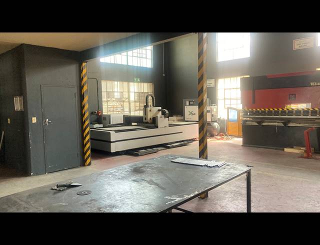 1,500M² WAREHOUSE FOR SALE IN KYA SANDS